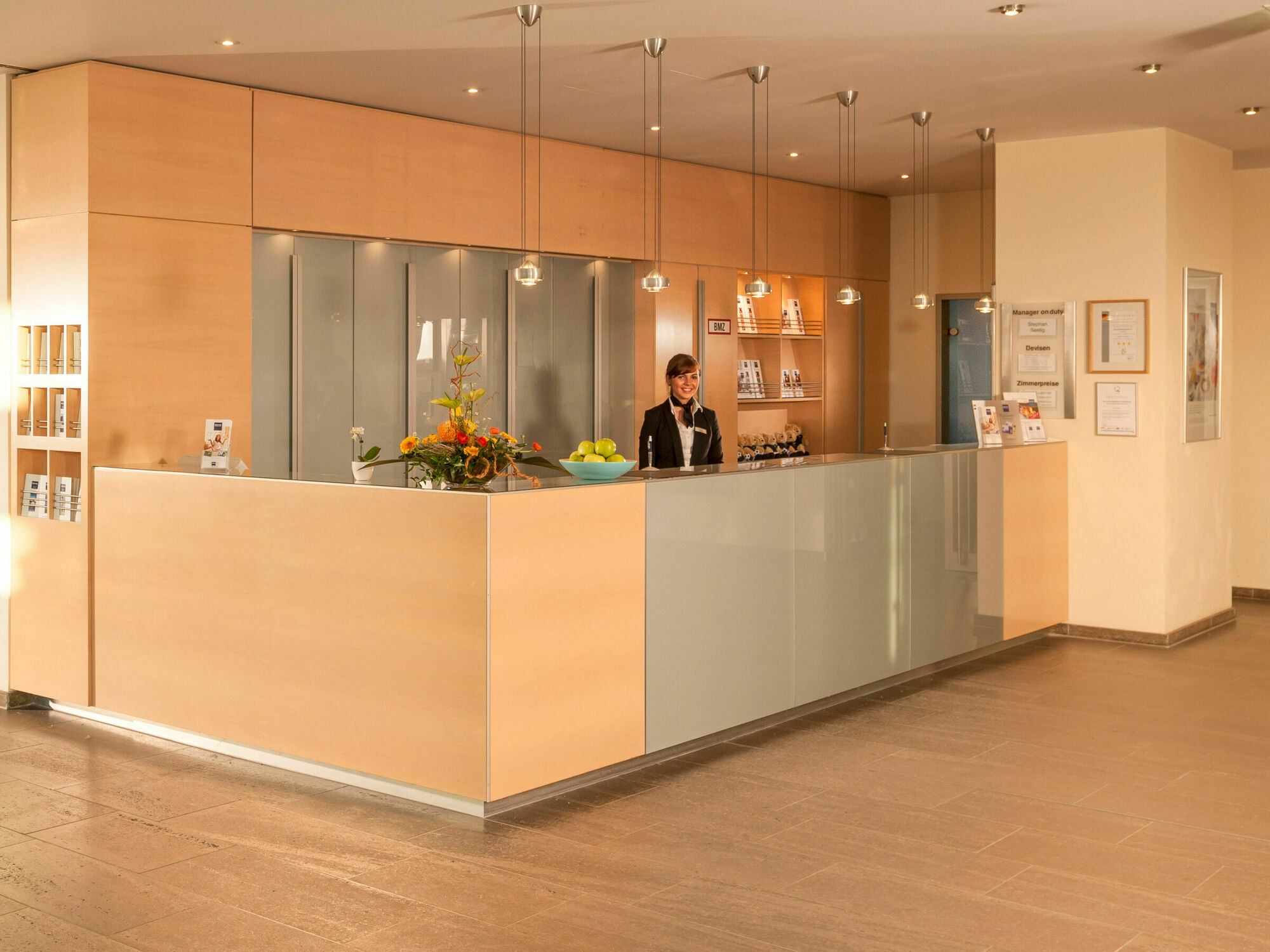 Hotel Essential By Dorint Berlin-Adlershof Exterior foto